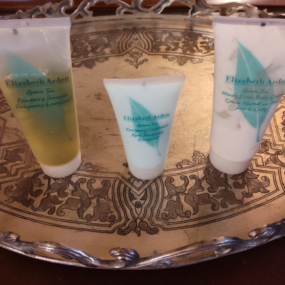 Elizabeth Arden Green Tea Shampoo, Conditioner And Body Cream NEW